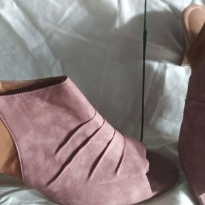 Ladies size 12 shoes